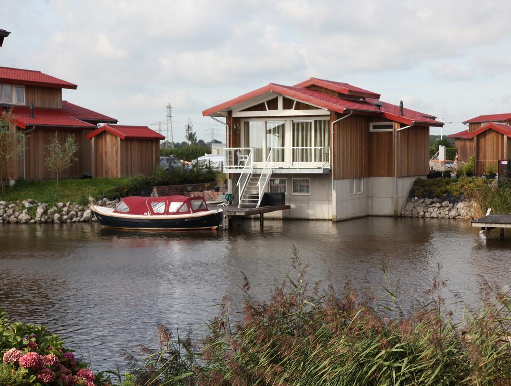 Summio Waterpark Zwartkruis Villa Noordbergum Exteriör bild